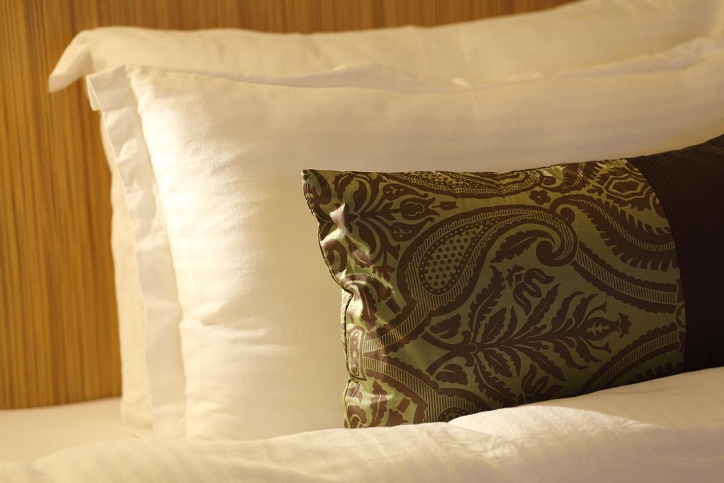 Comfort Inn Legacy Rajkot Extérieur photo